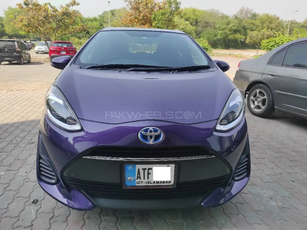 Toyota Aqua 2017 for Sale in Islamabad Image-1