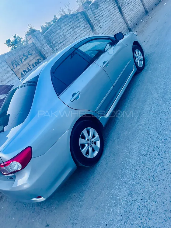 Toyota Corolla 2011 for Sale in Peshawar Image-1