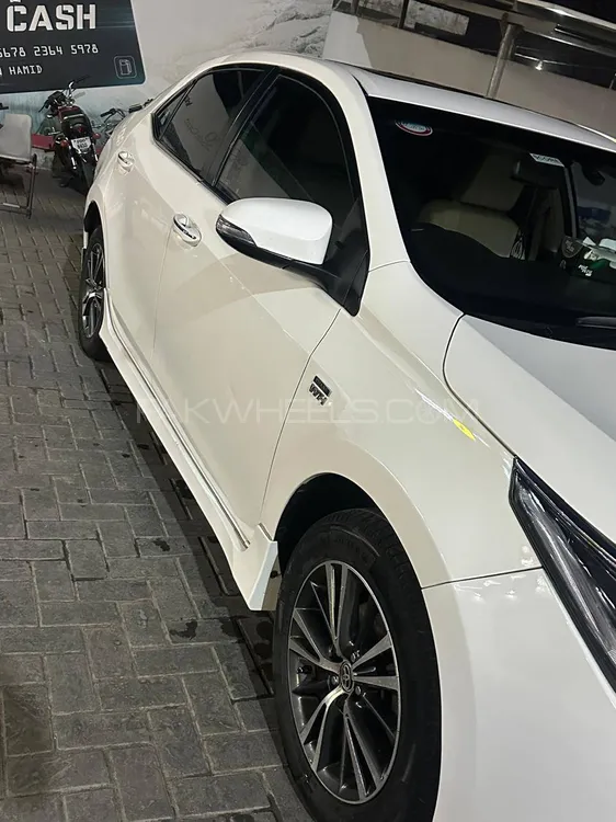 Toyota Corolla 2019 for Sale in Faisalabad Image-1