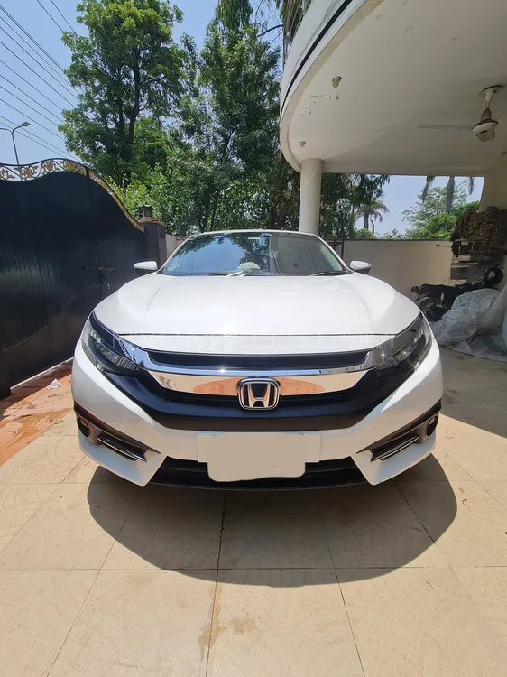 Honda Civic 2020 for Sale in Sialkot Image-1