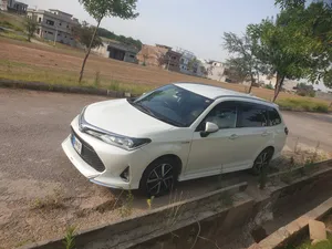 Toyota Corolla Fielder Hybrid 2018 for Sale