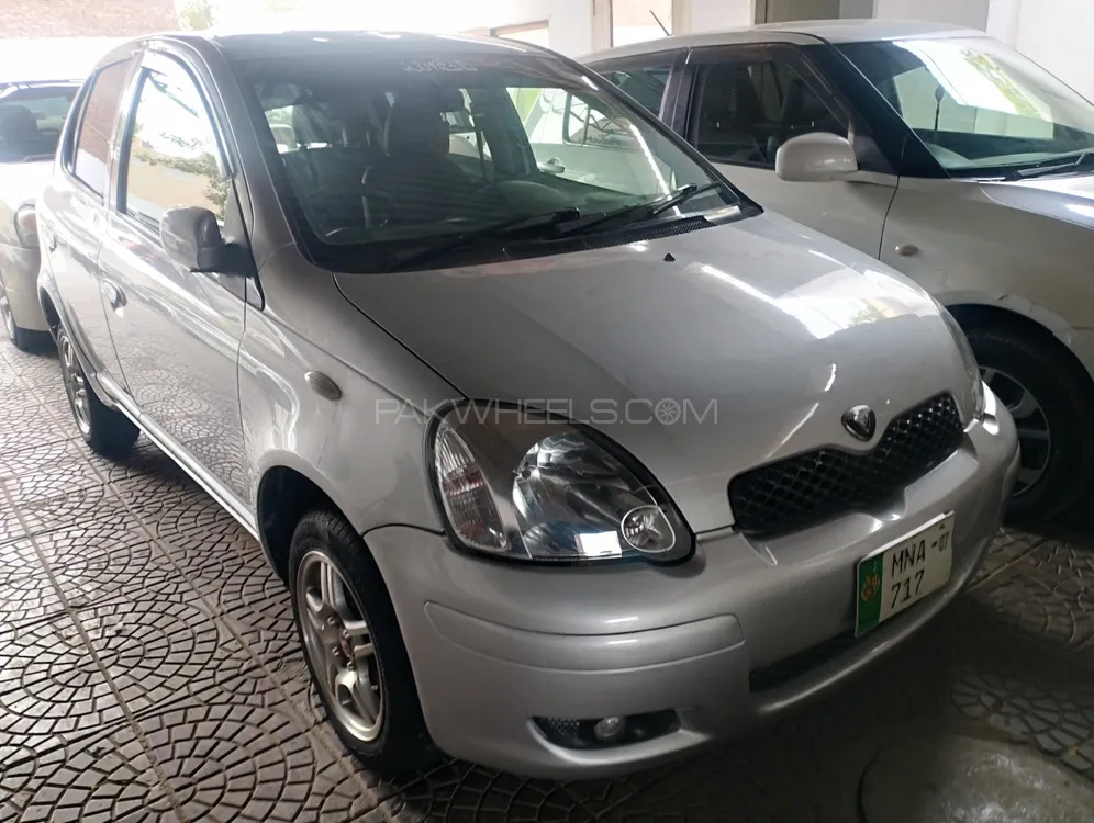 Toyota Vitz 2003 for Sale in Multan Image-1