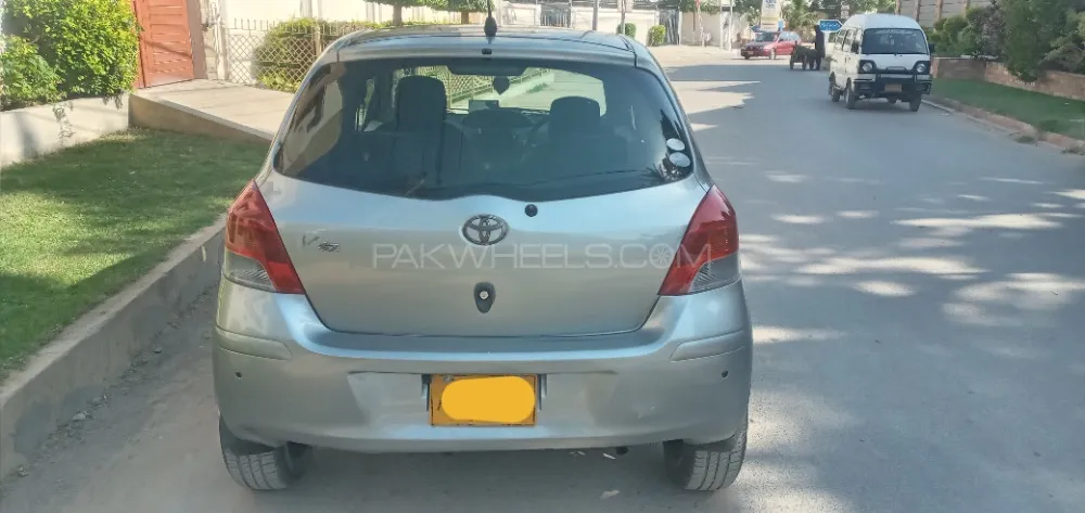 Toyota Vitz 2010 for sale in Karachi