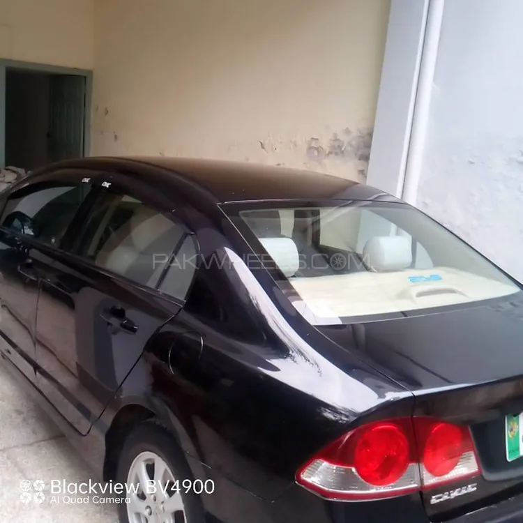 Honda Civic 2011 for Sale in Haroonabad Image-1