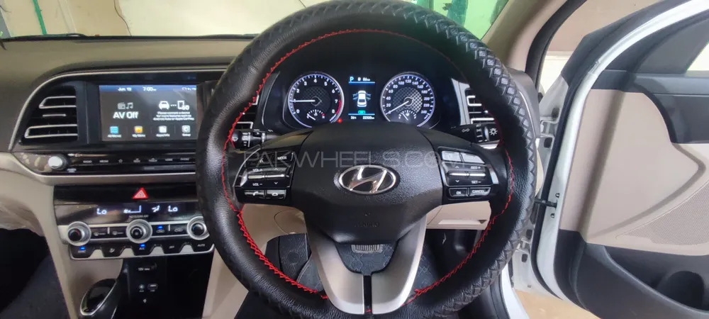 Hyundai Elantra 2021 for Sale in Quetta Image-1