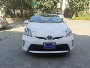 Toyota Prius L 1.8 2013 for Sale