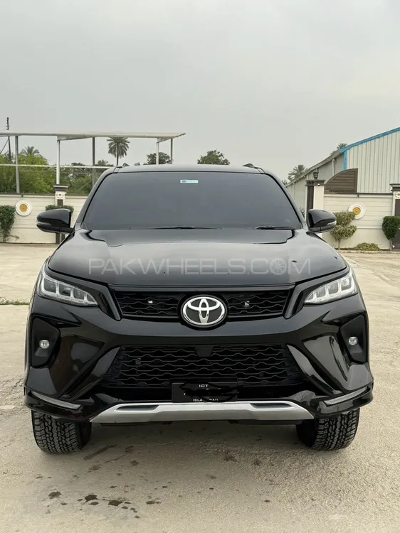 Toyota Fortuner 2022 for Sale in Dera ismail khan Image-1