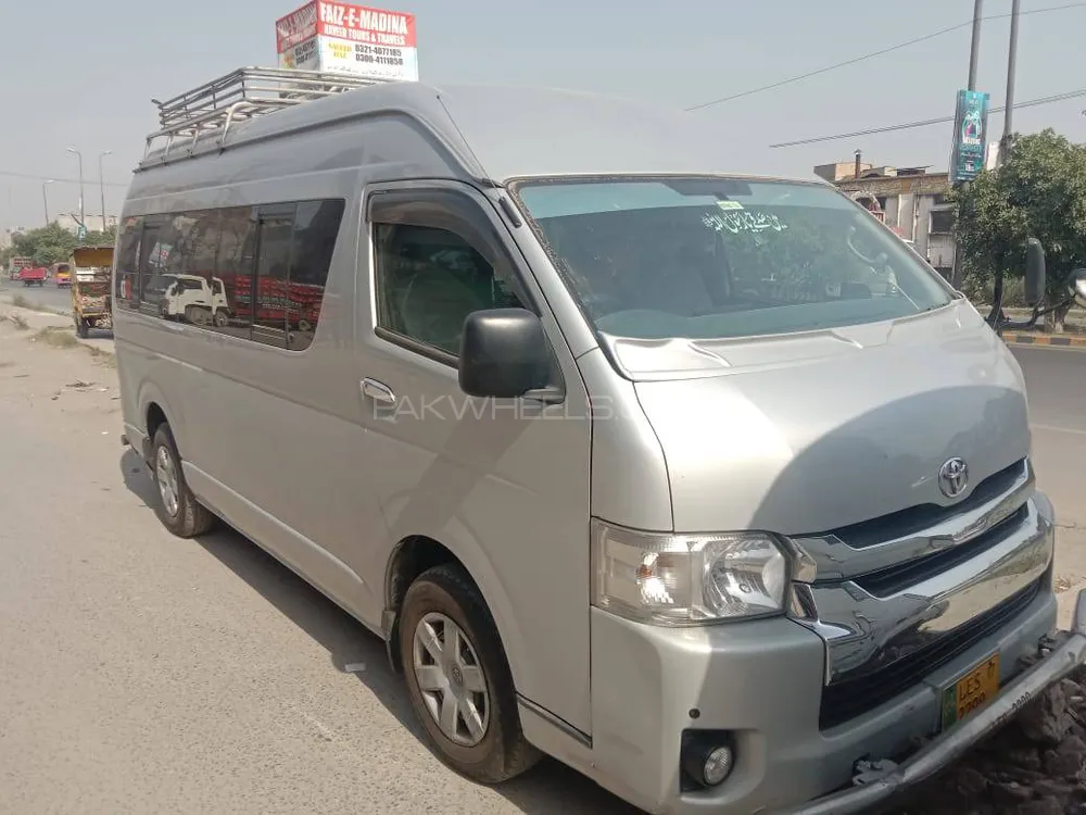 Toyota Hiace 2011 for sale in Lahore