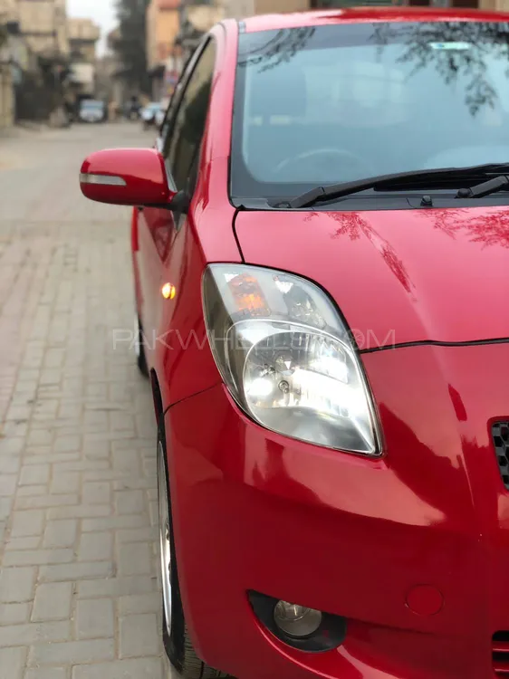 Toyota Vitz 2006 for Sale in Jhang Image-1