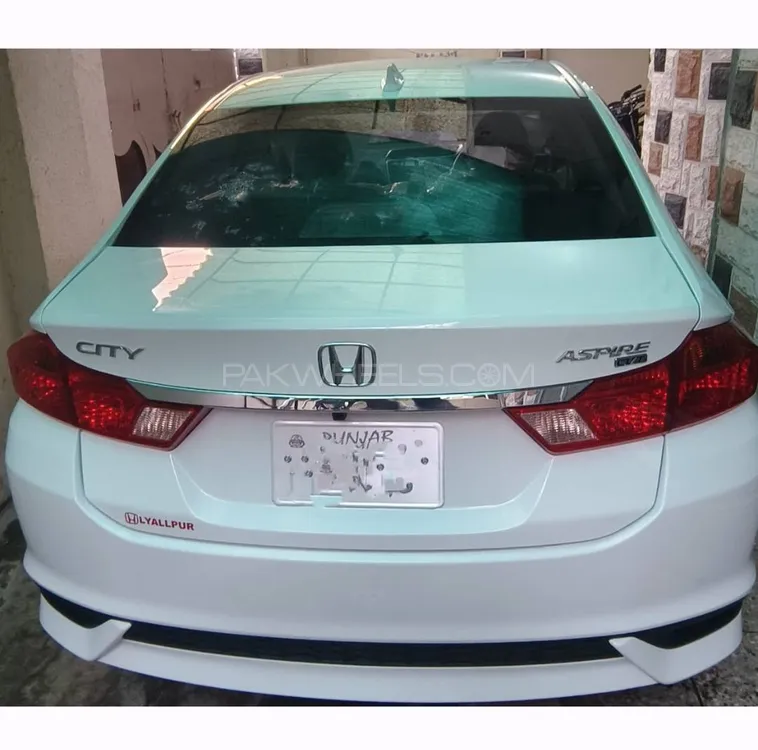 Honda City 2023 for Sale in Lahore Image-1