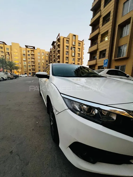 Honda Civic 2018 for Sale in Karachi Image-1