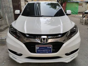 Honda Vezel Hybrid X 2015 for Sale