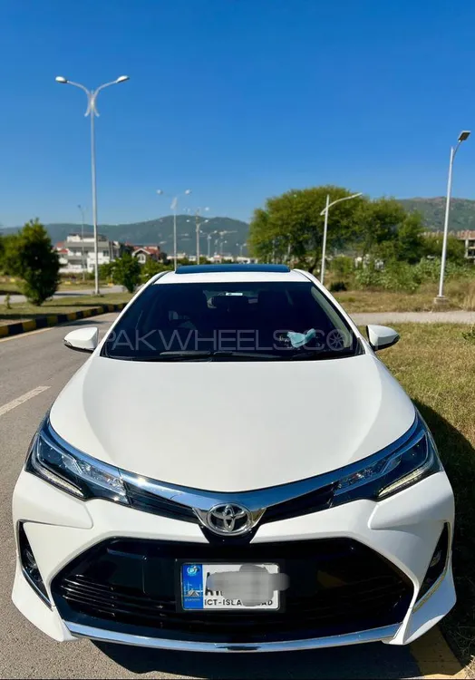 Toyota Corolla 2021 for Sale in Islamabad Image-1