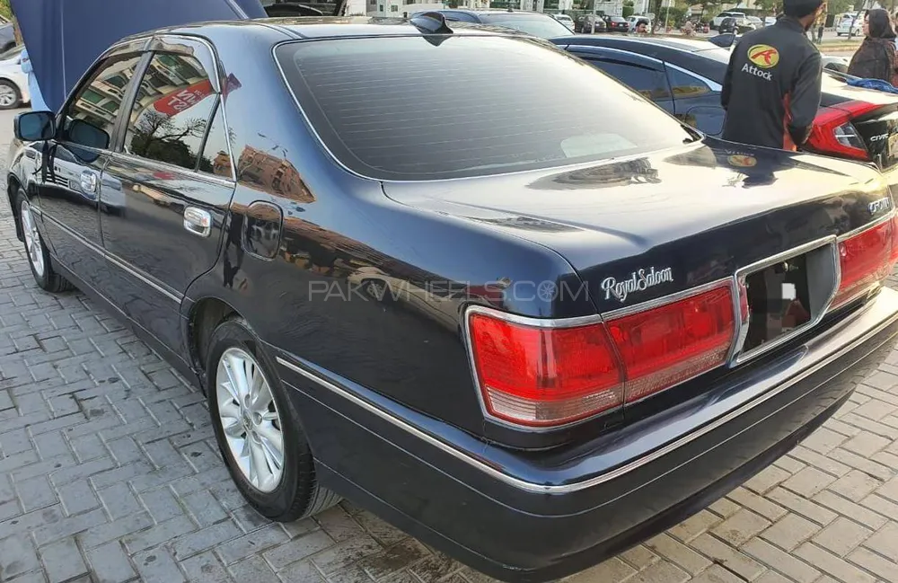 Toyota Crown 2002 for sale in Islamabad