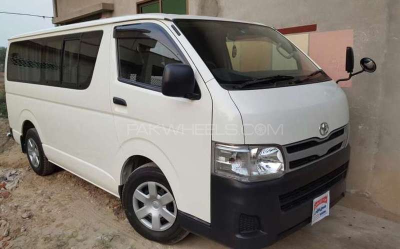 Toyota Hiace 2011 for Sale in Jhelum Image-1