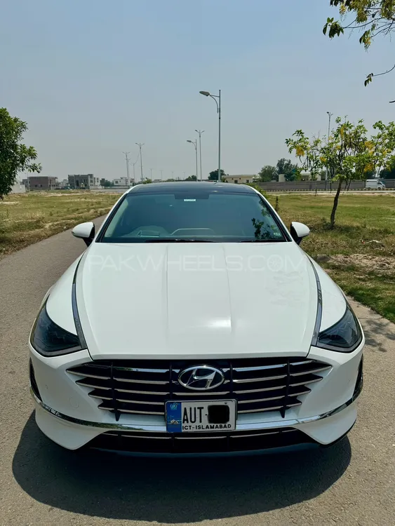 Hyundai Sonata 2021 for Sale in Lahore Image-1