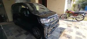 Daihatsu Move Custom X 2020 for Sale