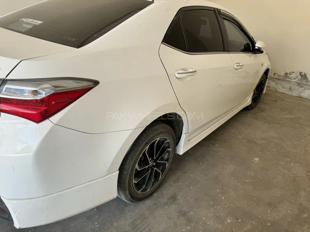 Toyota Corolla 2023 for Sale in Dera ismail khan Image-1