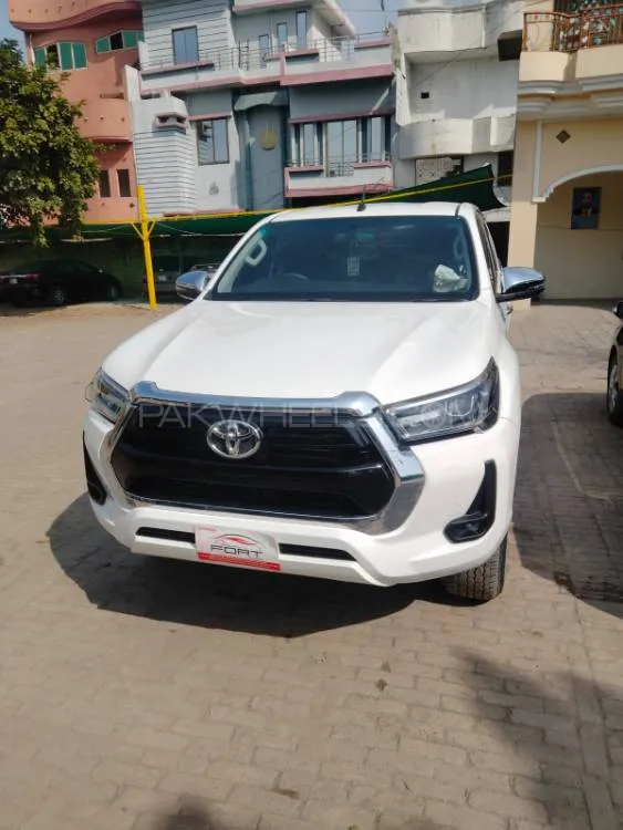 Toyota Hilux 2023 for Sale in Gujranwala Image-1