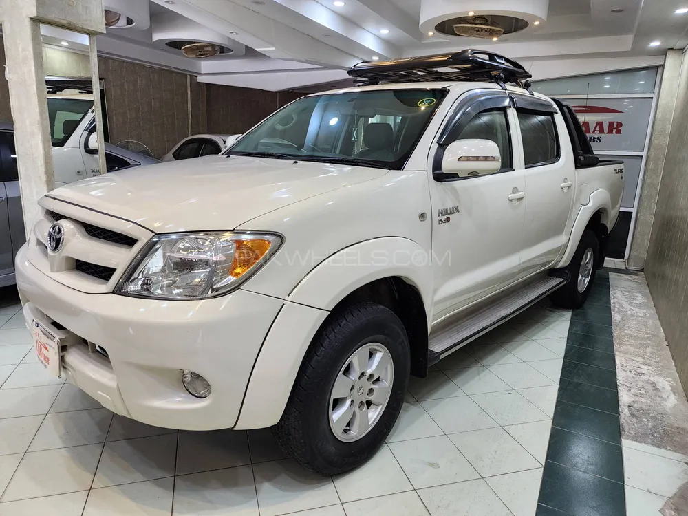 Toyota Hilux 2011 for sale in Islamabad