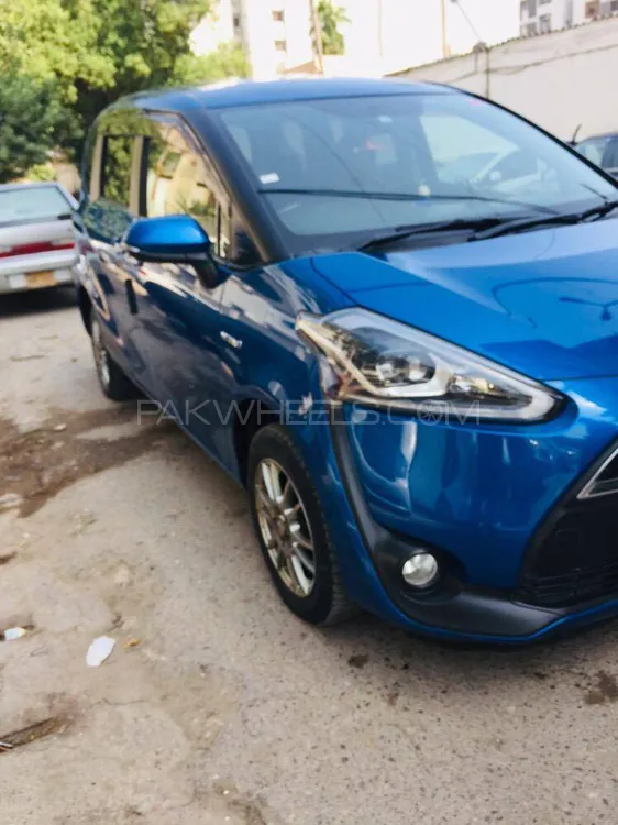 Toyota Sienta 2021 for Sale in Karachi Image-1