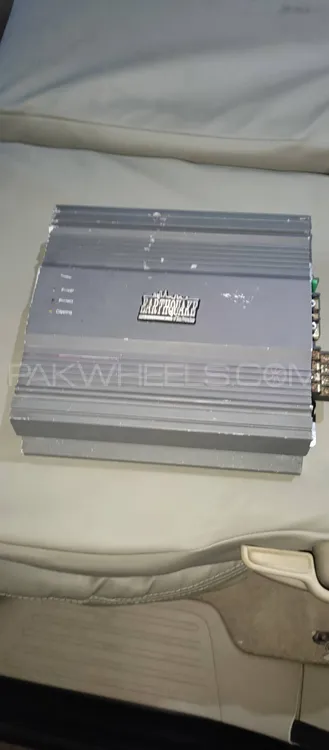 earthquake premium amplifier multi channel Image-1