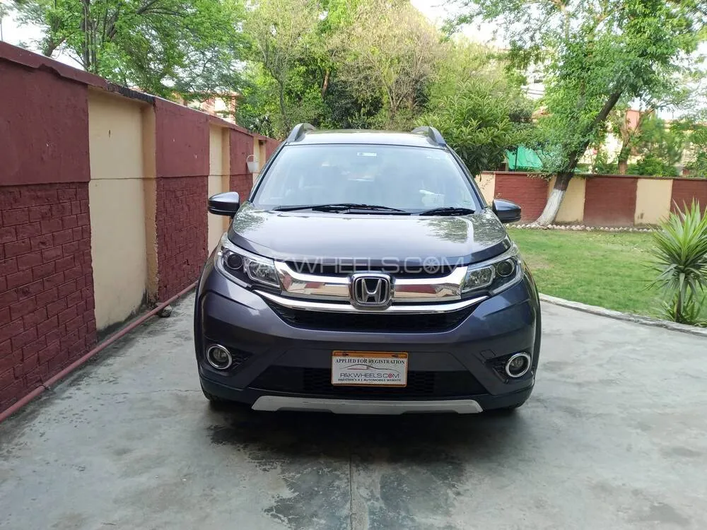 Honda BR-V 2017 for Sale in Islamabad Image-1