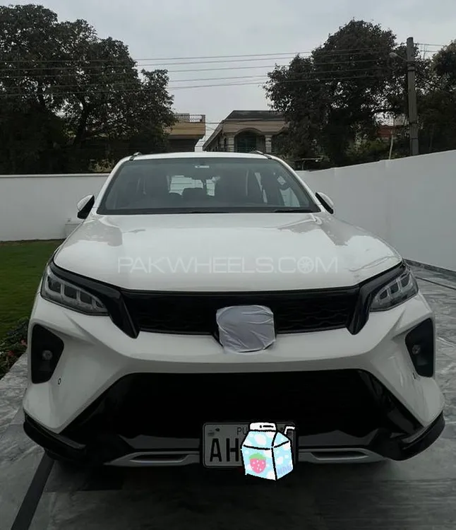 Toyota Fortuner 2023 for Sale in Lahore Image-1