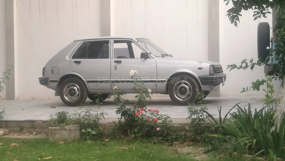 Toyota Starlet 1983 for Sale in Peshawar Image-1