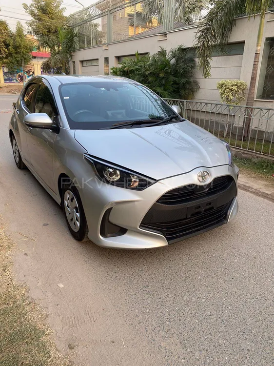 ٹویوٹا Yaris Hatchback 2020 for Sale in فیصل آباد Image-1