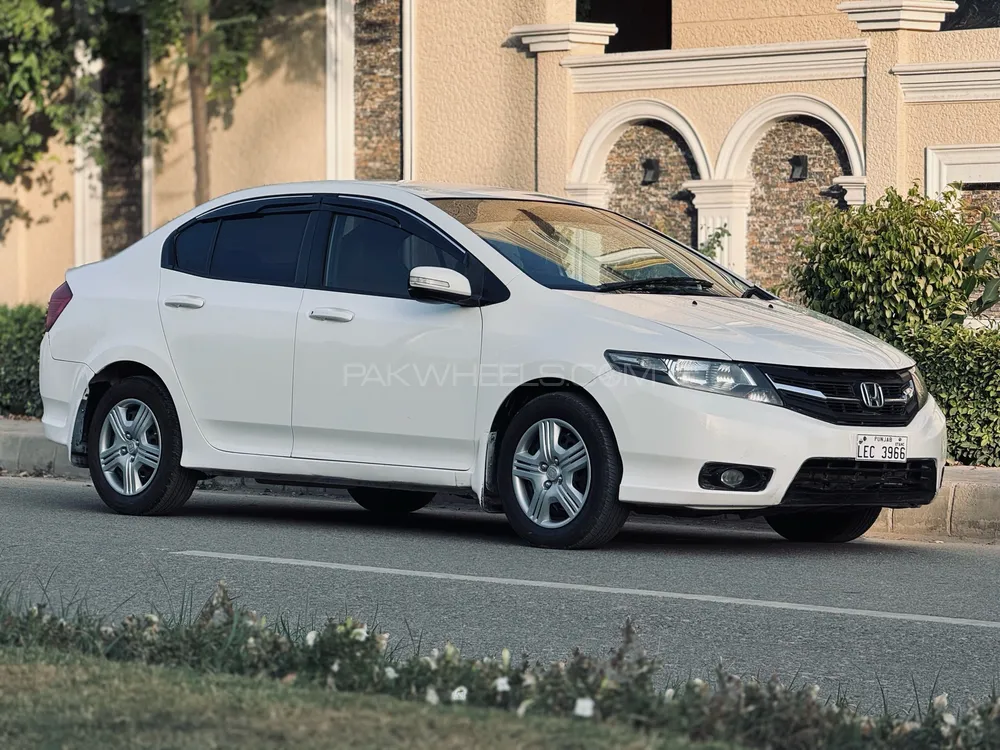 Honda City 2015 for Sale in D.G.Khan Image-1