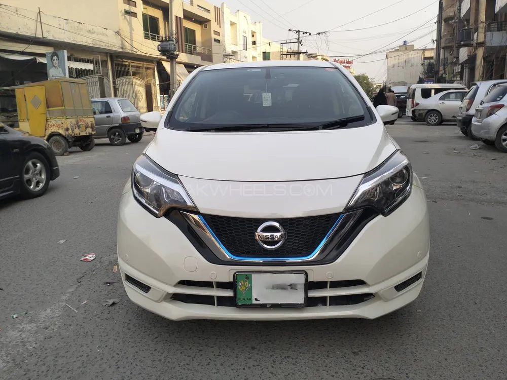 نسان نوٹ 2017 for Sale in لاہور Image-1