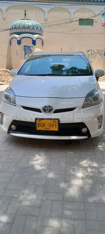 Toyota Prius 2013 for Sale in D.G.Khan Image-1