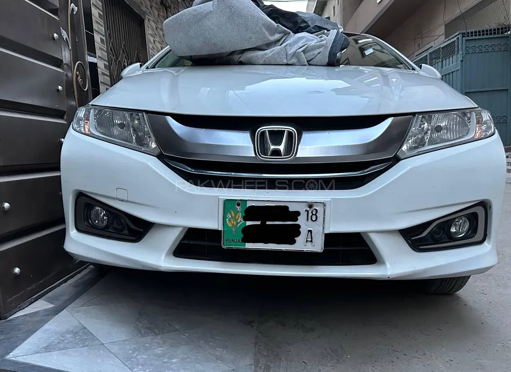 Honda Grace Hybrid 2015 for sale in Lahore