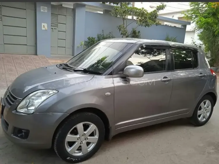 Suzuki Swift 2011 for Sale in Karachi Image-1