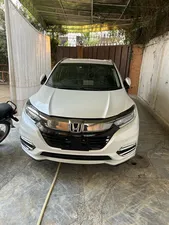 Honda Vezel Hybrid Z 2018 for Sale