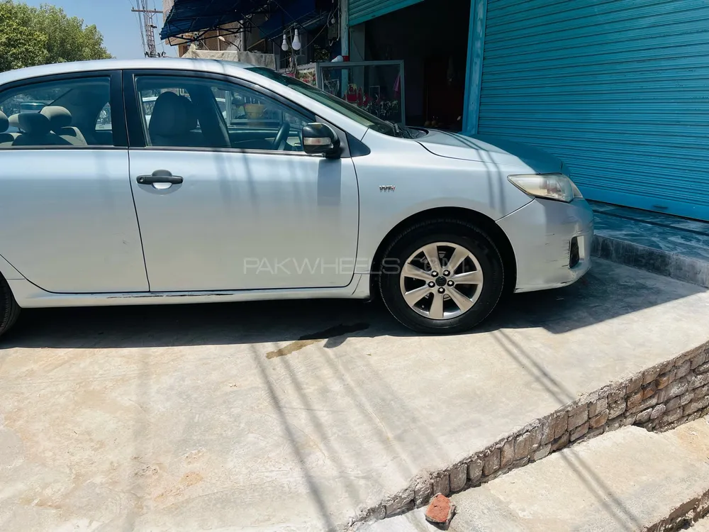 Toyota Corolla 2013 for Sale in Multan Image-1