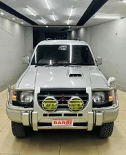 Mitsubishi Pajero Exceed Automatic 2.8D 1997 for Sale