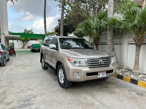 Toyota Land Cruiser AX G Selection 2014 for Sale