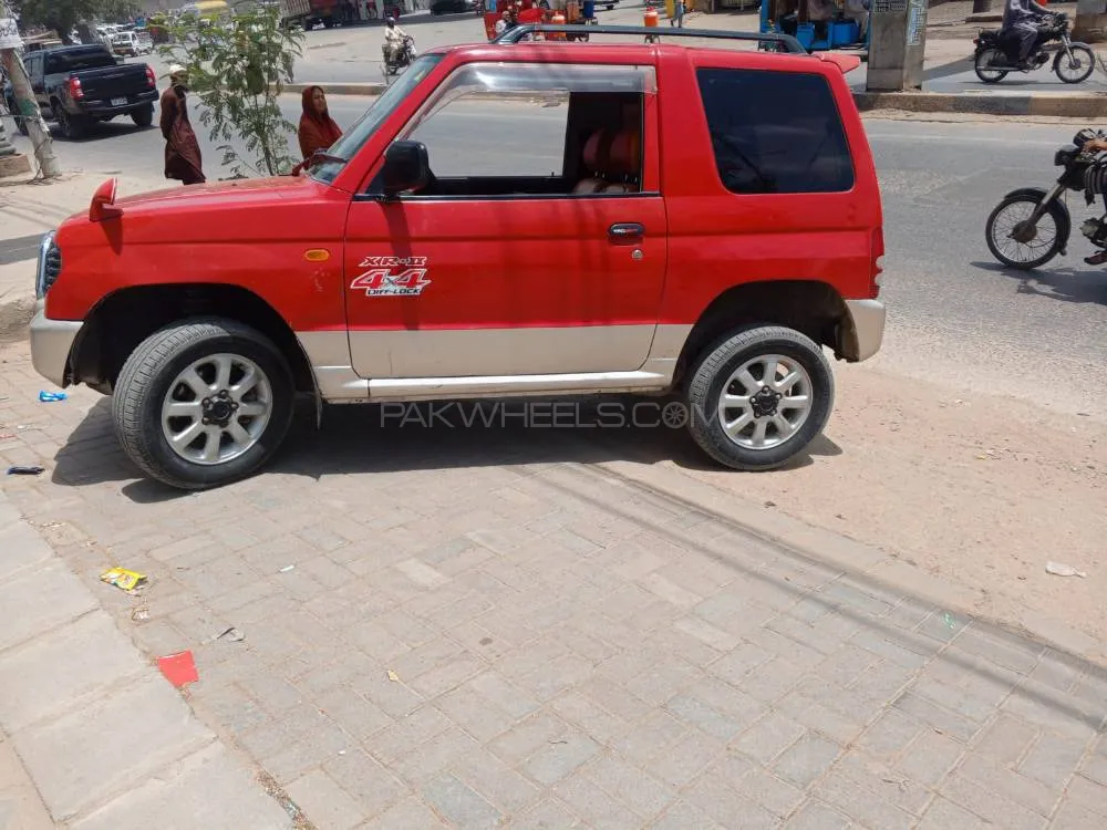 مٹسوبشی مِنی پجیرو 2000 for Sale in کراچی Image-1