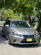 Lexus CT200h Version C 2018 for Sale