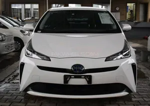 Toyota Prius S Touring Selection 2020 for Sale