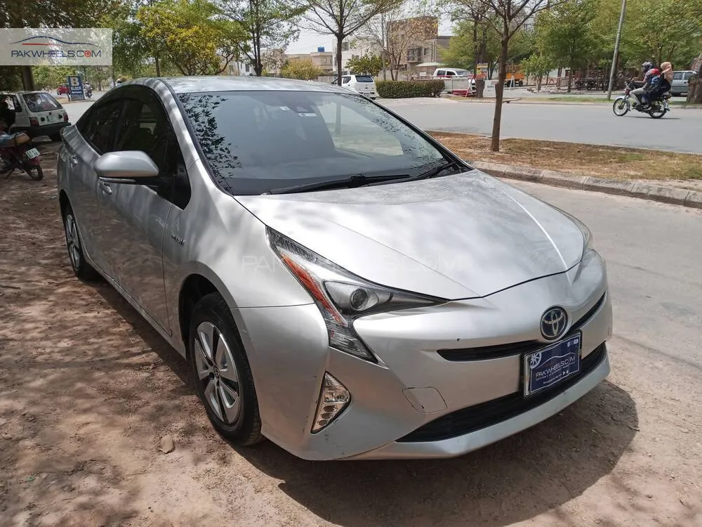 Toyota Prius 2018 for sale in Lahore