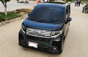 Daihatsu Move Custom X 2015 for Sale