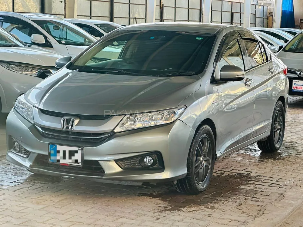 Honda Grace Hybrid 2015 for sale in Islamabad