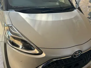 Toyota Sienta X 2020 for Sale