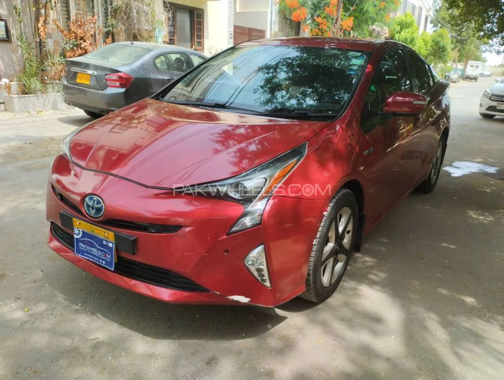 Toyota Prius 2016 for sale in Karachi