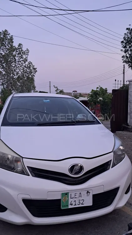 Toyota Vitz 2013 for sale in Faisalabad