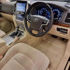 Toyota Land Cruiser AX
Model 2017
Registered 2018
39000 Km
Black 
Beige Interior
Sunroof
Modelista Body Kit
Cool Box
Wooden Stearing
Single Owner
100% Original

Location: 

Prime Motors
Allama Iqbal Road, 
Block 2, P..E.C.H.S,
Karachi