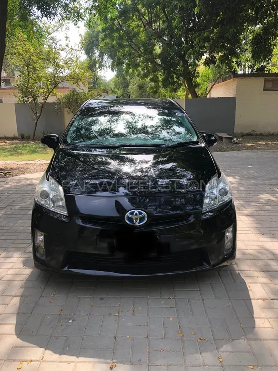 Toyota Prius 2010 for Sale in Lahore Image-1